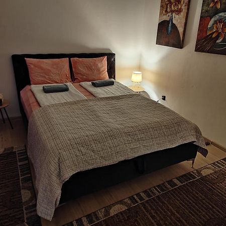 Spacious And Modern Apartment In Town Center Konjic Exteriör bild