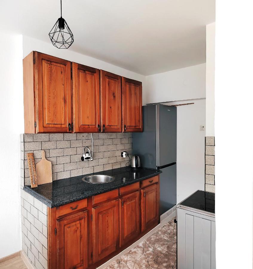 Spacious And Modern Apartment In Town Center Konjic Exteriör bild