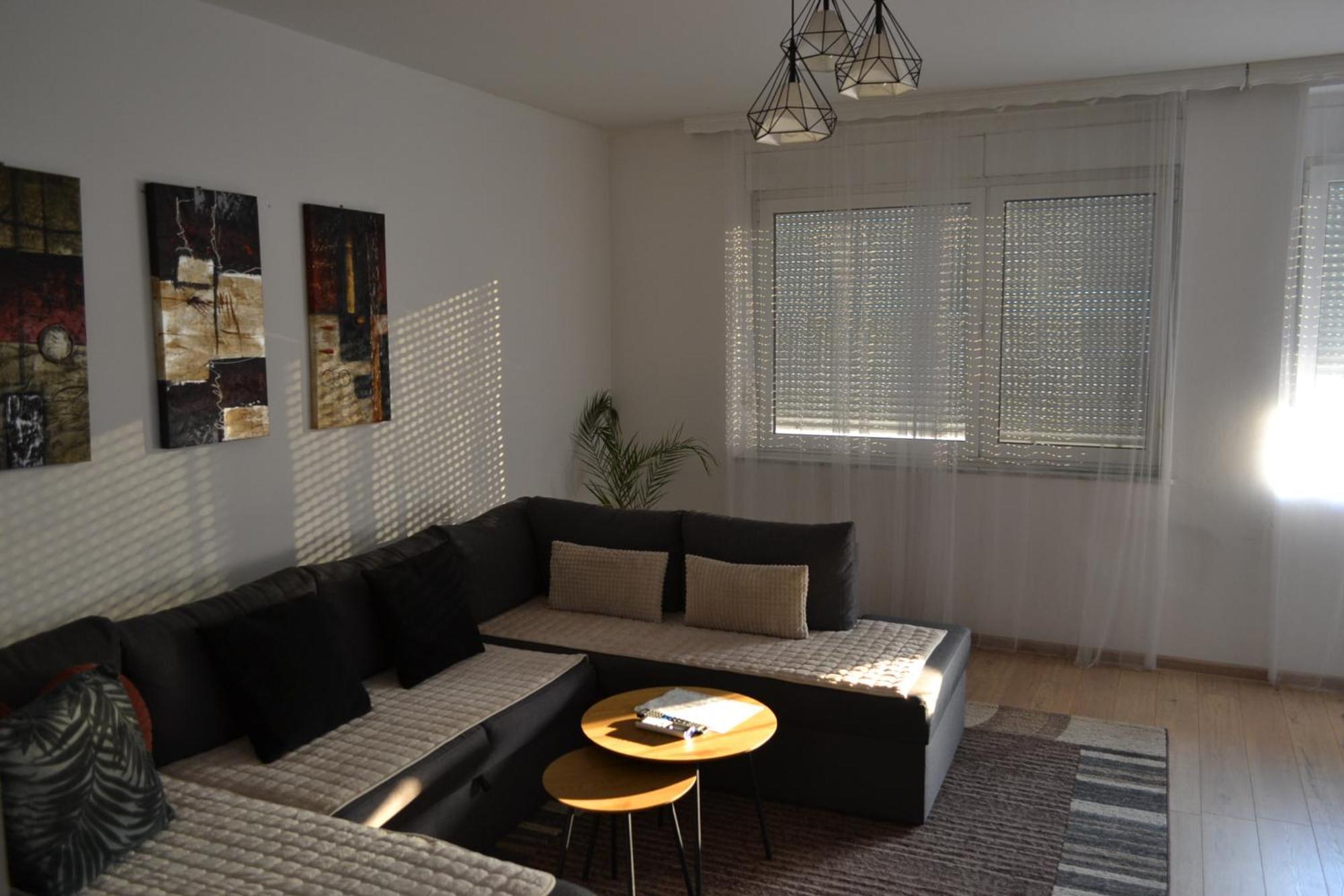 Spacious And Modern Apartment In Town Center Konjic Exteriör bild